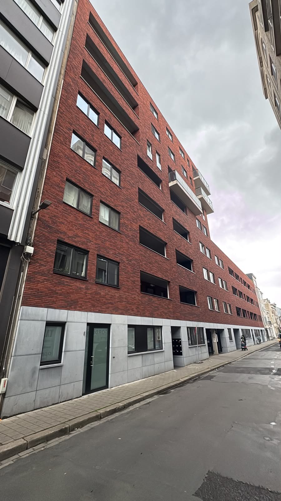 City-life — secure indoor parking facility